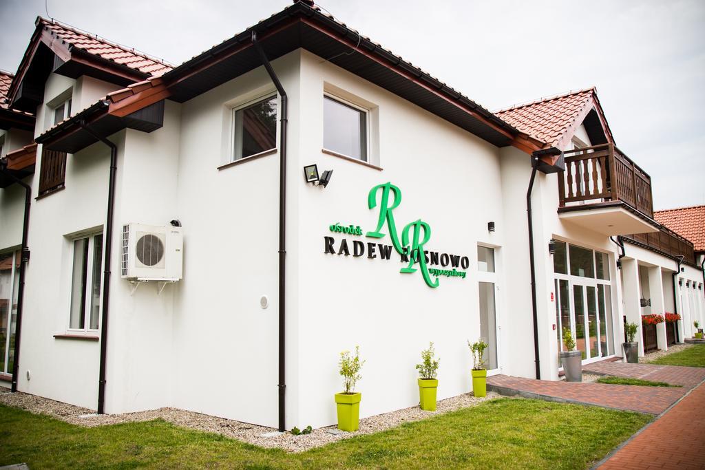Osrodek Nad Jeziorem - Radew Rosnowo Buitenkant foto