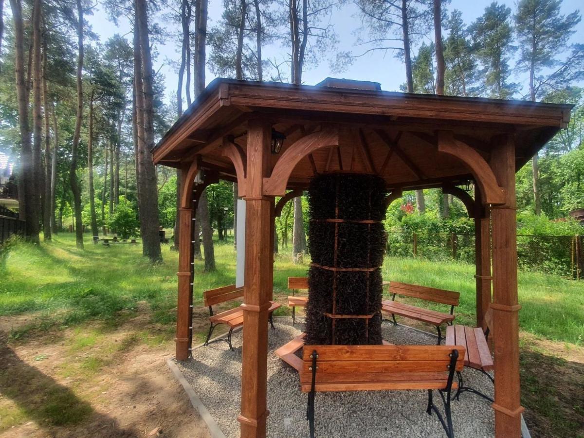 Osrodek Nad Jeziorem - Radew Rosnowo Buitenkant foto