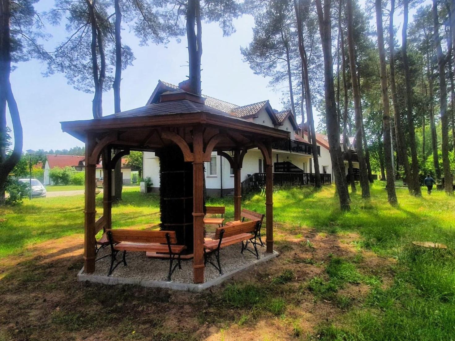 Osrodek Nad Jeziorem - Radew Rosnowo Buitenkant foto