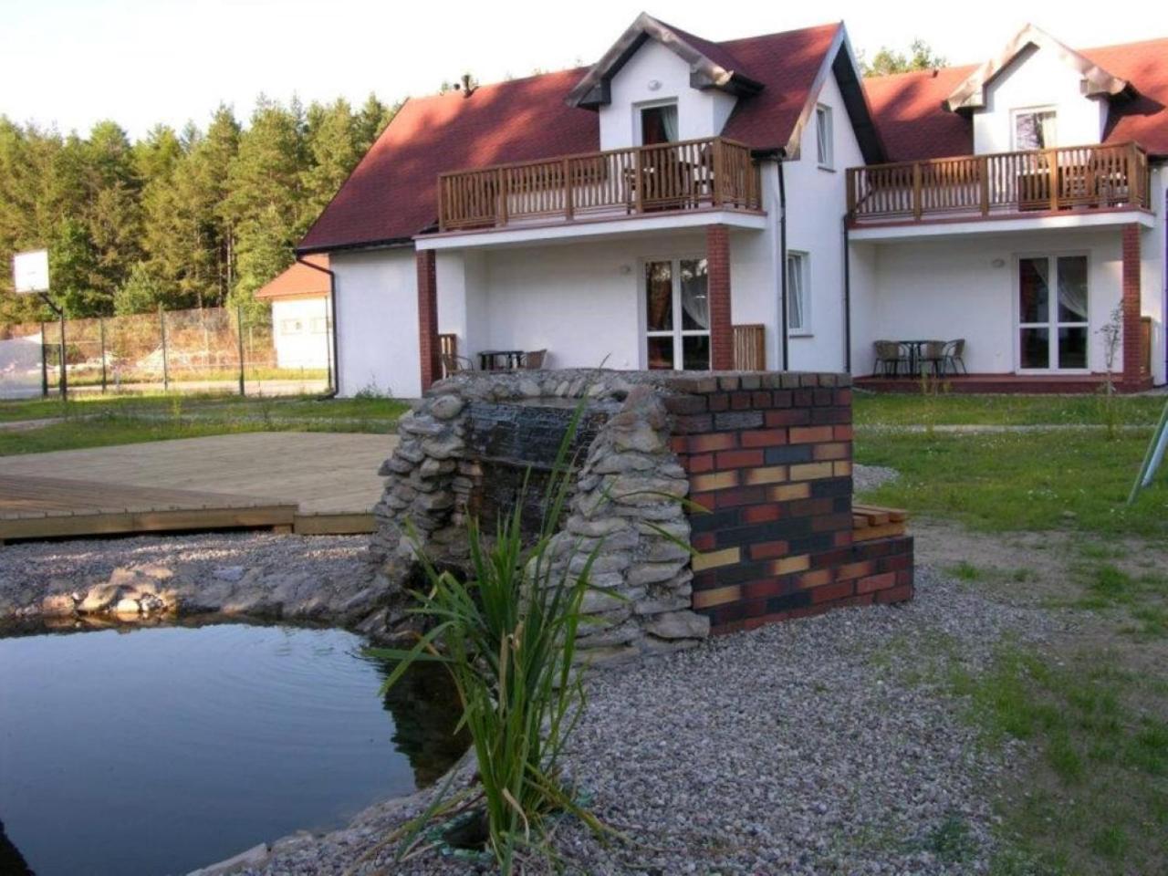 Osrodek Nad Jeziorem - Radew Rosnowo Buitenkant foto